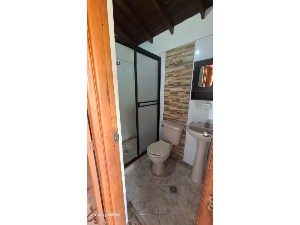 SE ARRIENDA APARTAMENTO 5 PISO SIN ASCENSOR ITAGUI VIVIENDAS DEL SUR — foto 5