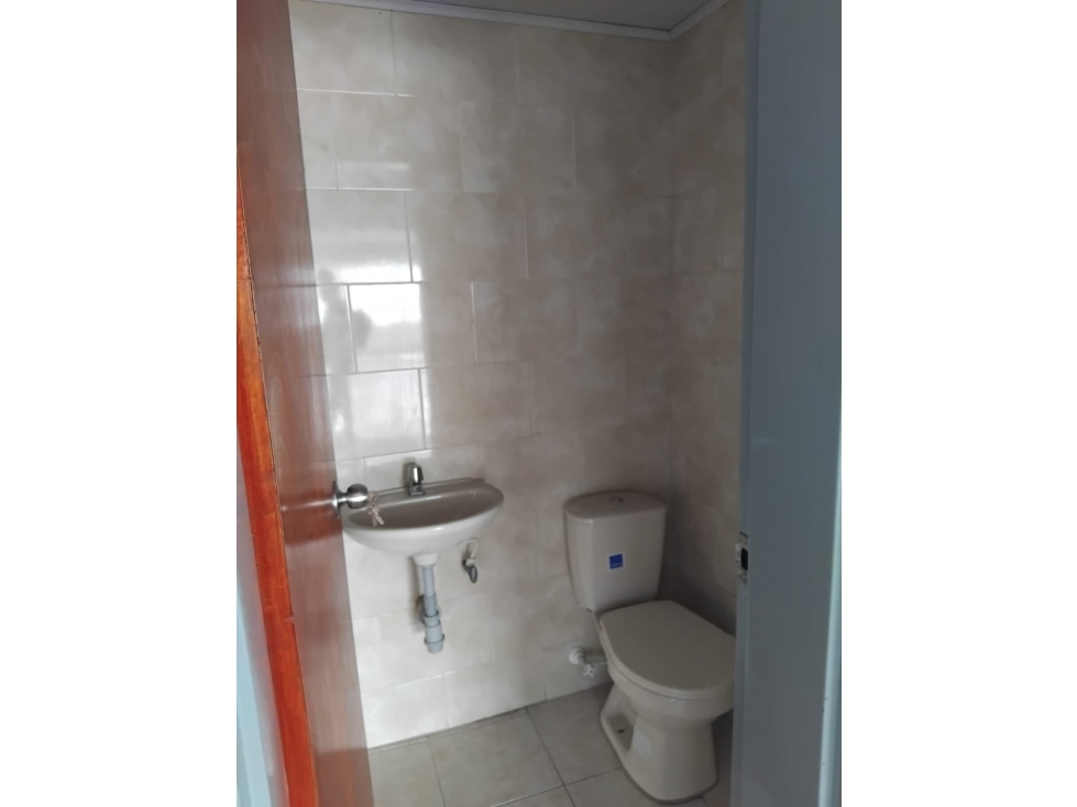 ARRIENDO ESPETACULAR LOCAL COMERCIAL EN TODA LA AVENIDA 30 — foto 6