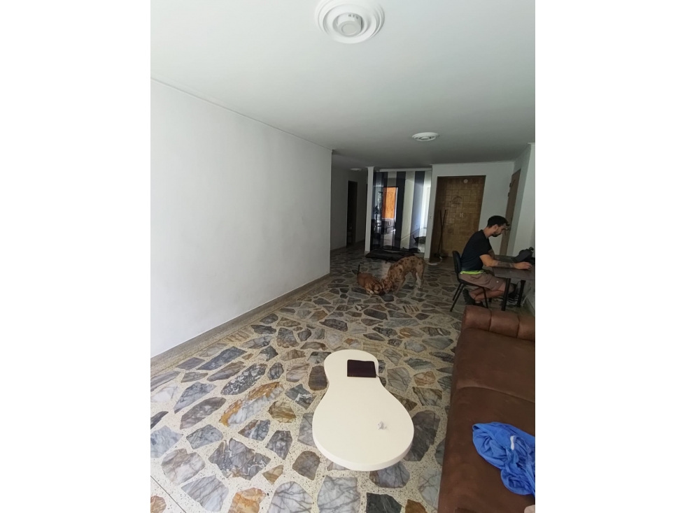 ARRIENDO HERMOSO APTO EN LAURELES A POCOS MINUTOS AV 80 — foto 5