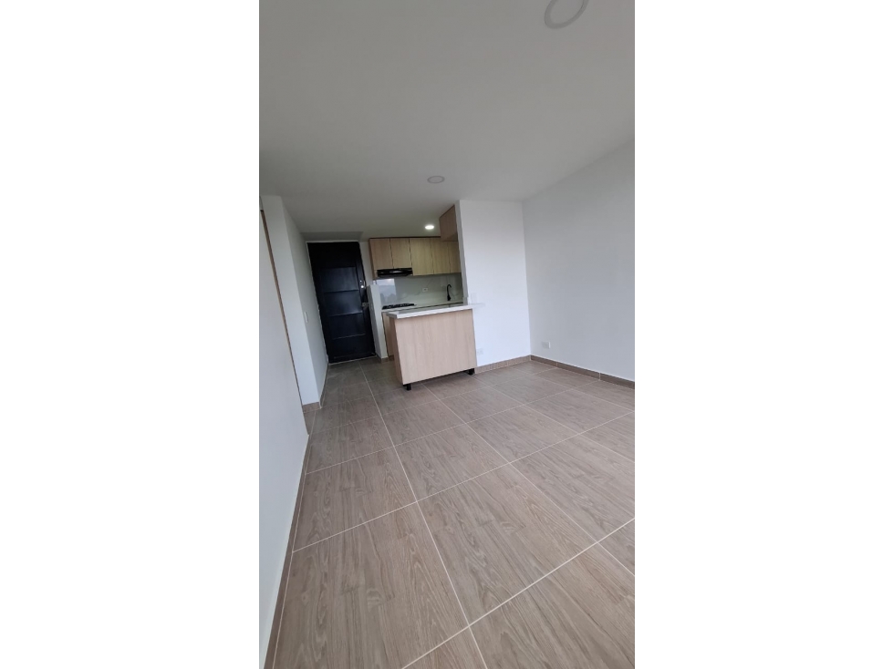 ARRIENDO ESPECTACULAR APARTAMENTO EN ITAGUI CENTRAL — foto 6