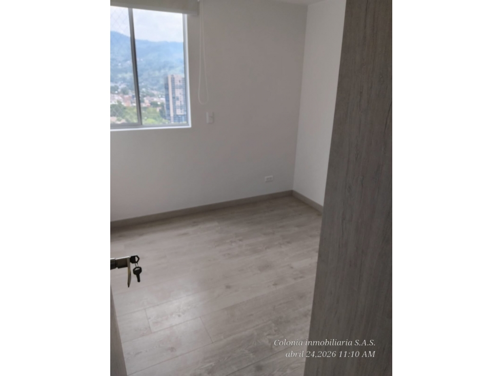 SE ARRIENDA ESPECTACULAR APARTAMENTO EN SURAMERICA — foto 5