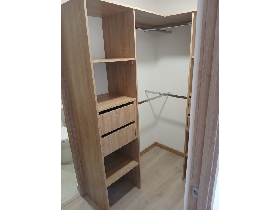 SE ARRIENDA ESPECTACULAR APARTAMENTO EN ENVIGADO — foto 5