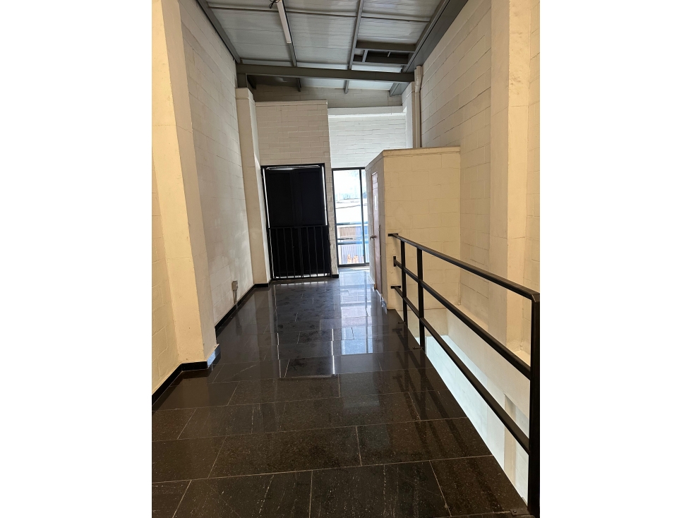 BODEGA EN ARRIENDO BARRIO TRINIDAD — foto 6