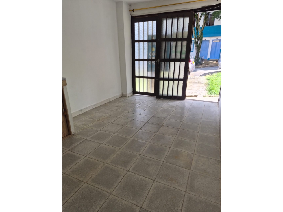 APARTAESTUDIO EN ARRIENDO CAMPO VALDÉS — foto 5