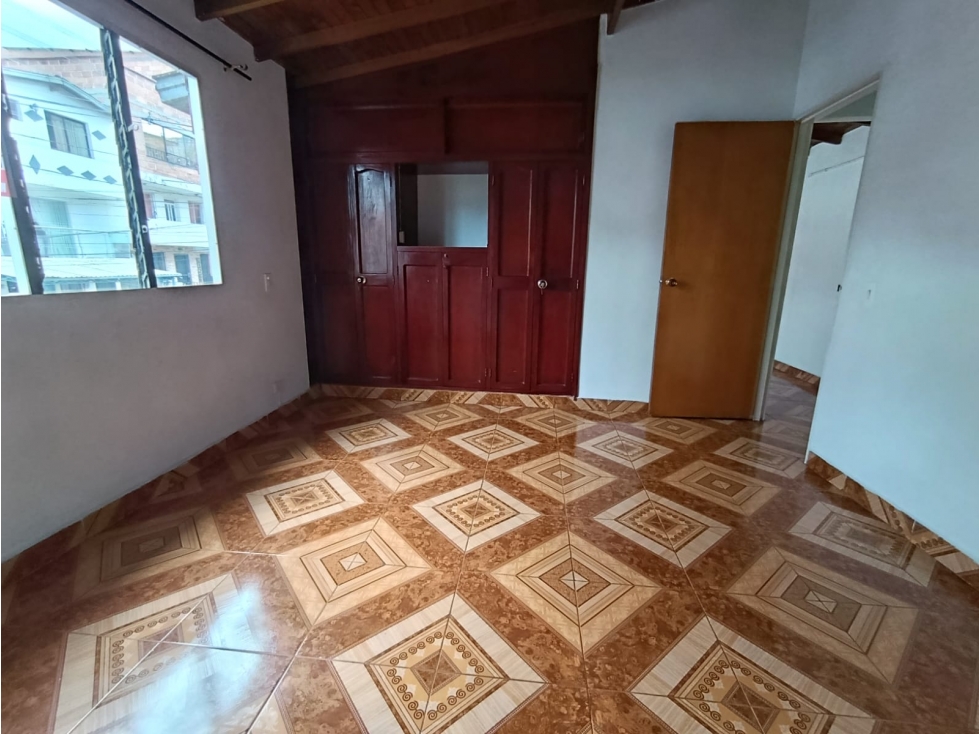 Se arrienda apartamento en la milagrosa — foto 5