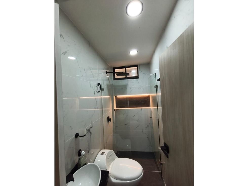 ¡APARTAMENTO PARA ESTRENAR EN ARRIENDO, CERCA DE LAURELES! — foto 2