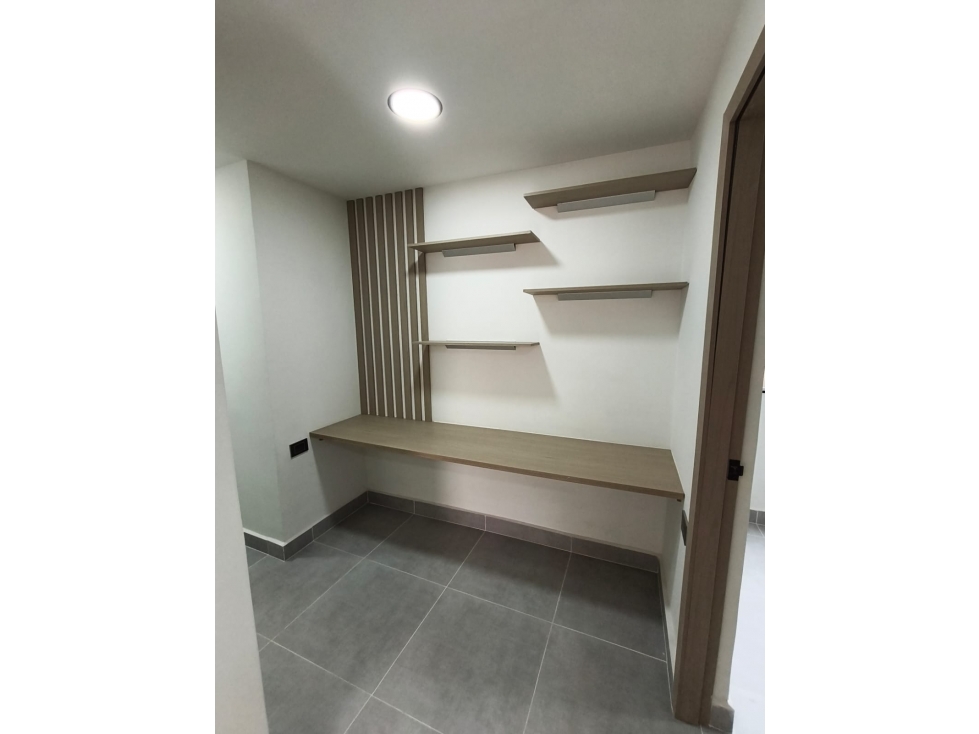 ¡HERMOSO APARTAESTUDIO PARA ESTRENAR EN ARRIENDO, CERCA DE LAURELES! — foto 3