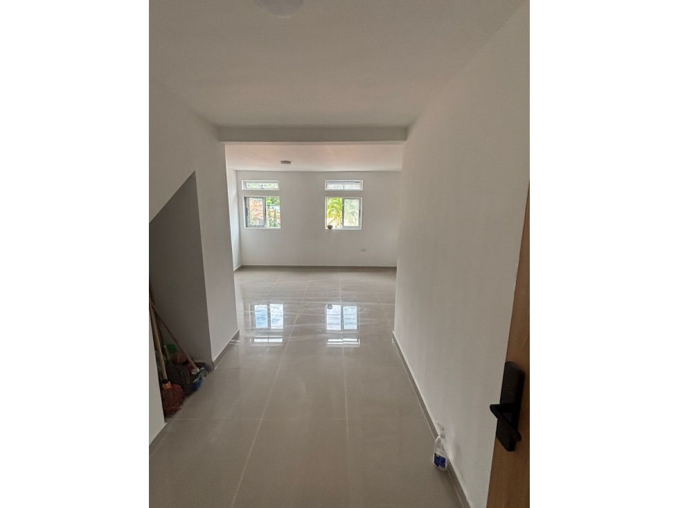 ¡SE ARRIENDA APTOESTUDIO EN LAURELES- SIMON BOLIVAR! — foto 5