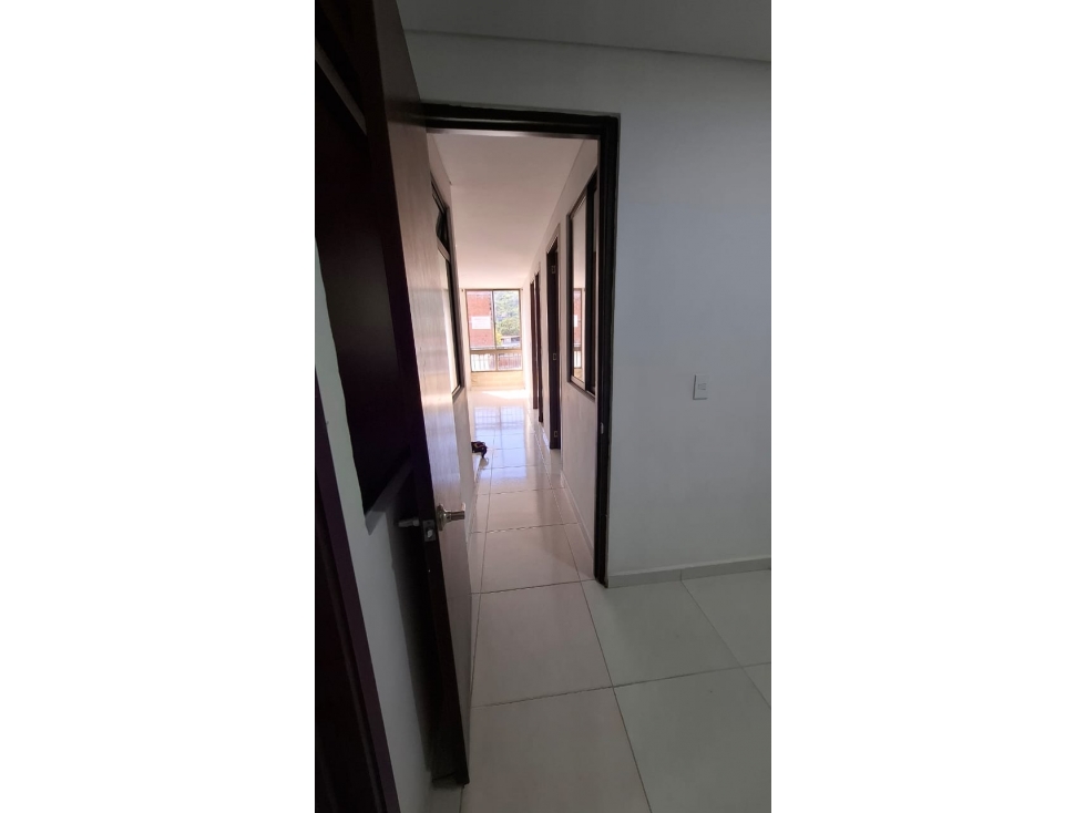 ARRIENDO ESPECTACULAR APARTAMENTO EN ITAGUI — foto 3