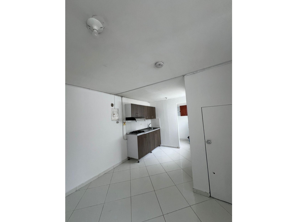 SE VENDE DUPLEX A DOS CUADRAS DEL PARQUE DEL POBLADO — foto 6