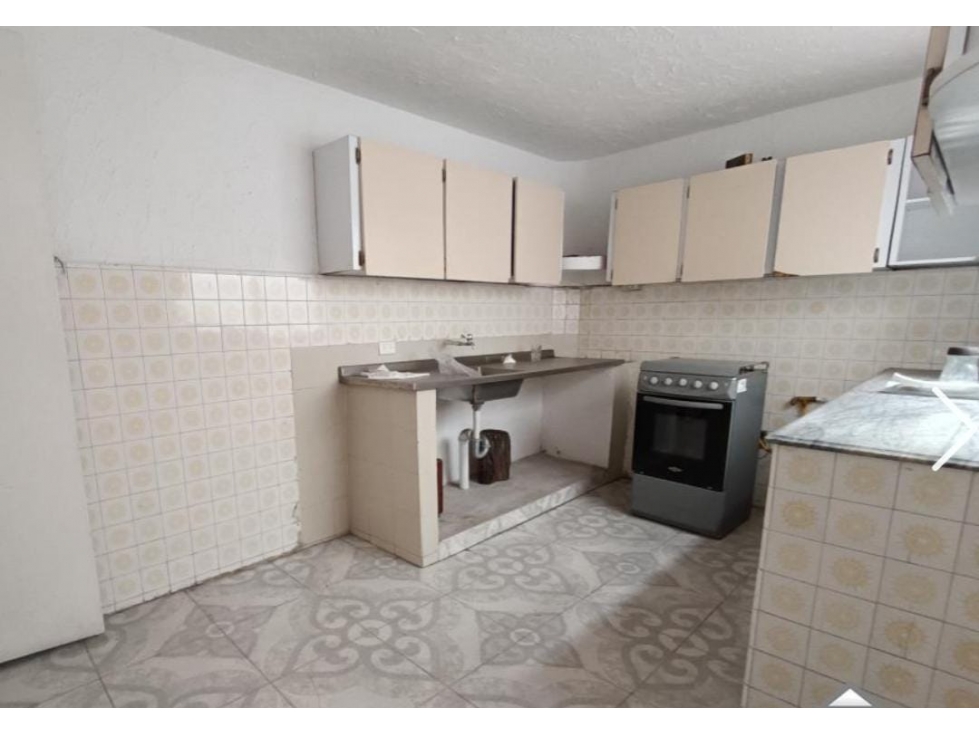 ARRIENDO Y VENDO HERMOSA CASA EN SIMON BOLIVAR — foto 6