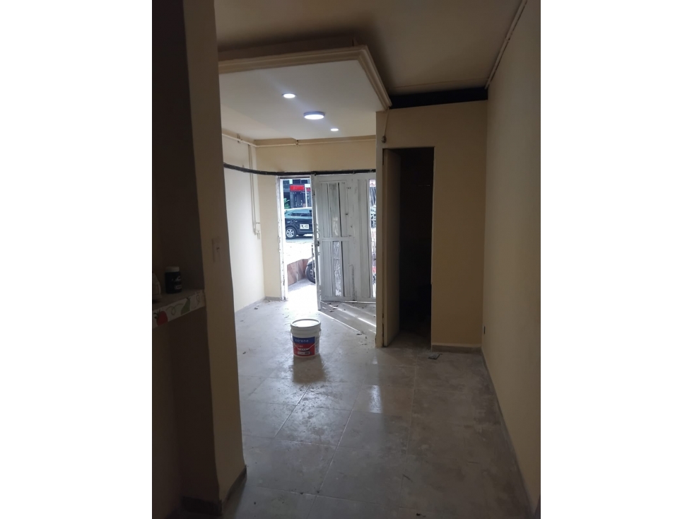 SE ARRIENDA LOCAL COMERCIAL AV 80 CERCA ESTACION FLORESTA — foto 6