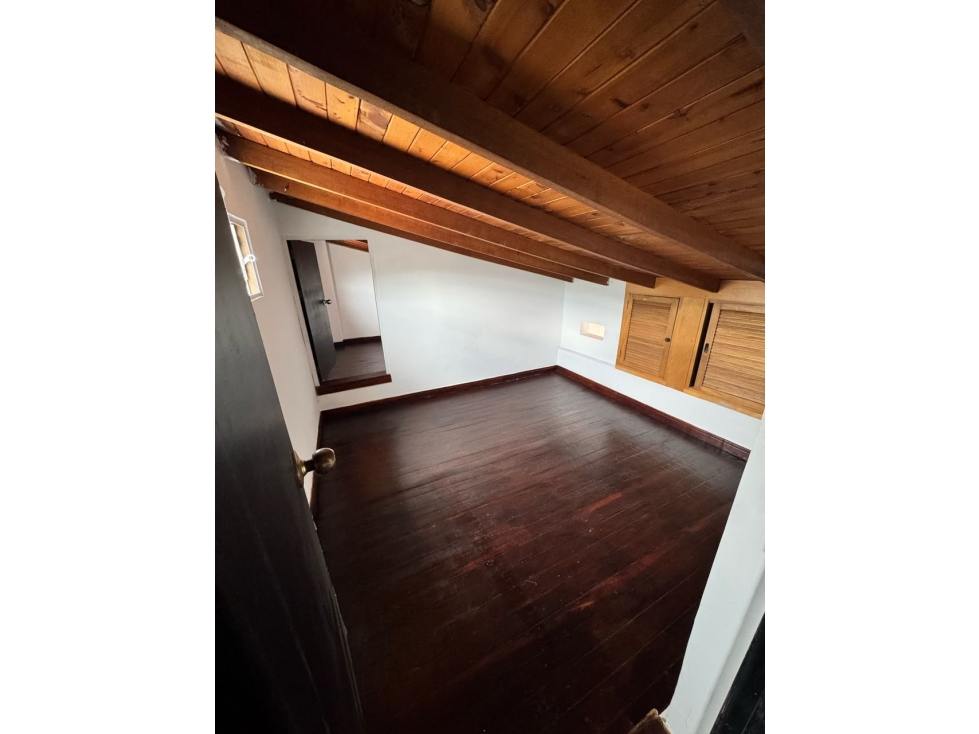 SE VENDE ACOGEDOR APARTAMENTO EN SANTA MONICA — foto 6