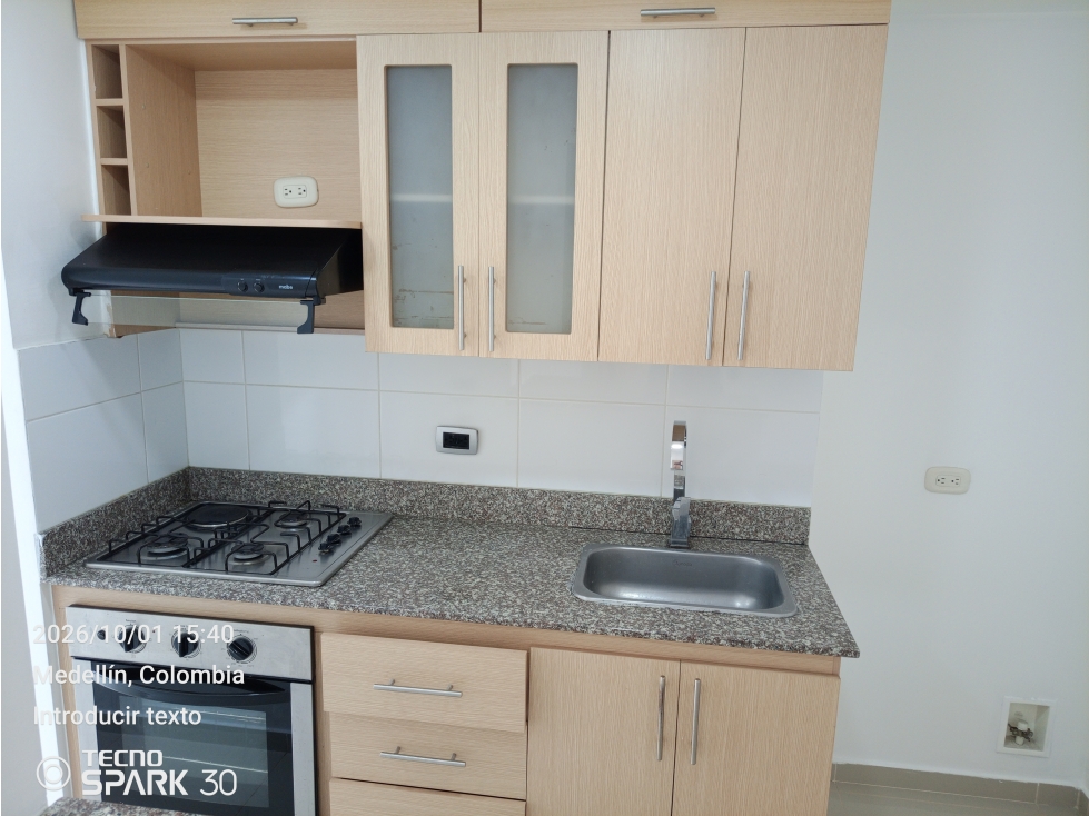 Se arrienda apartamento en loma del indio — foto 6