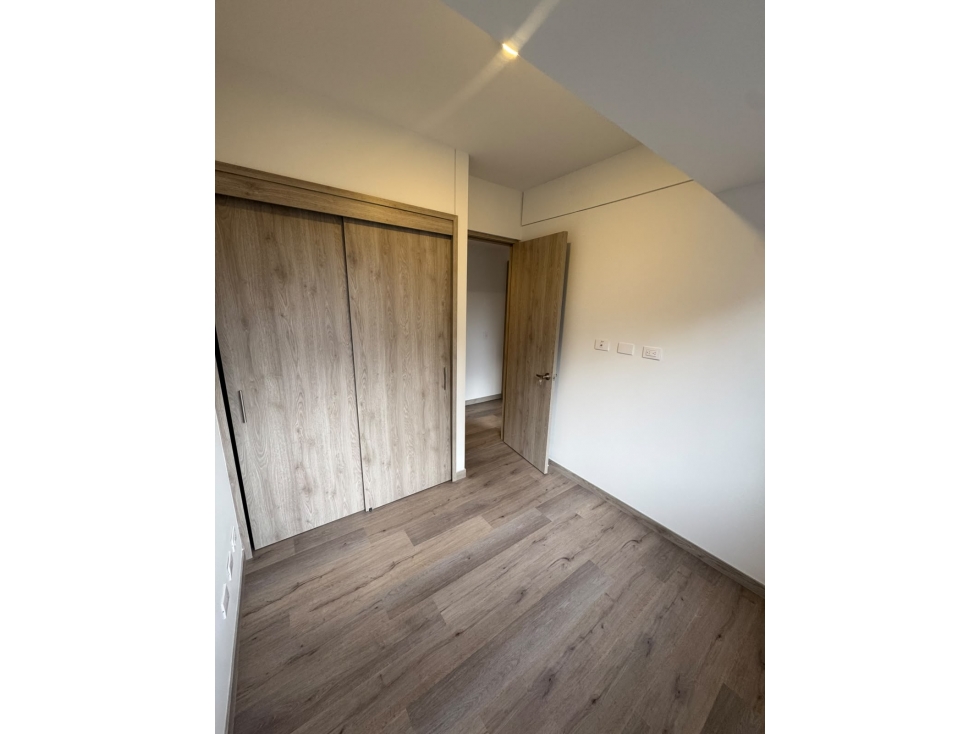 Se arrienda apartamento en ciudad del río — foto 6