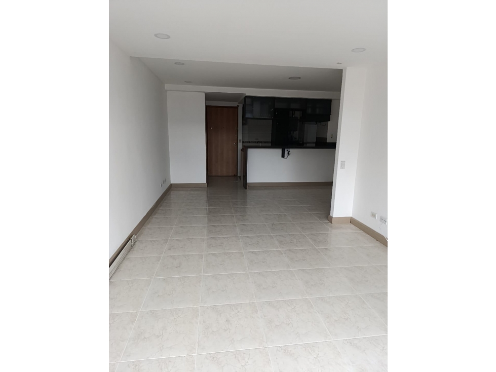 ARRIENDO APARTAMENTO EN LAURELES — foto 3