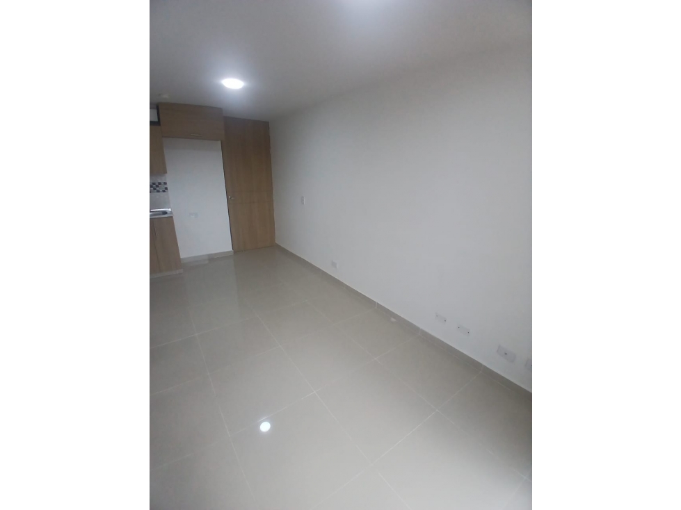 SE ARRIENDA ESPECTACULAR APARTAMENTO EN LA ESTRELLA — foto 3