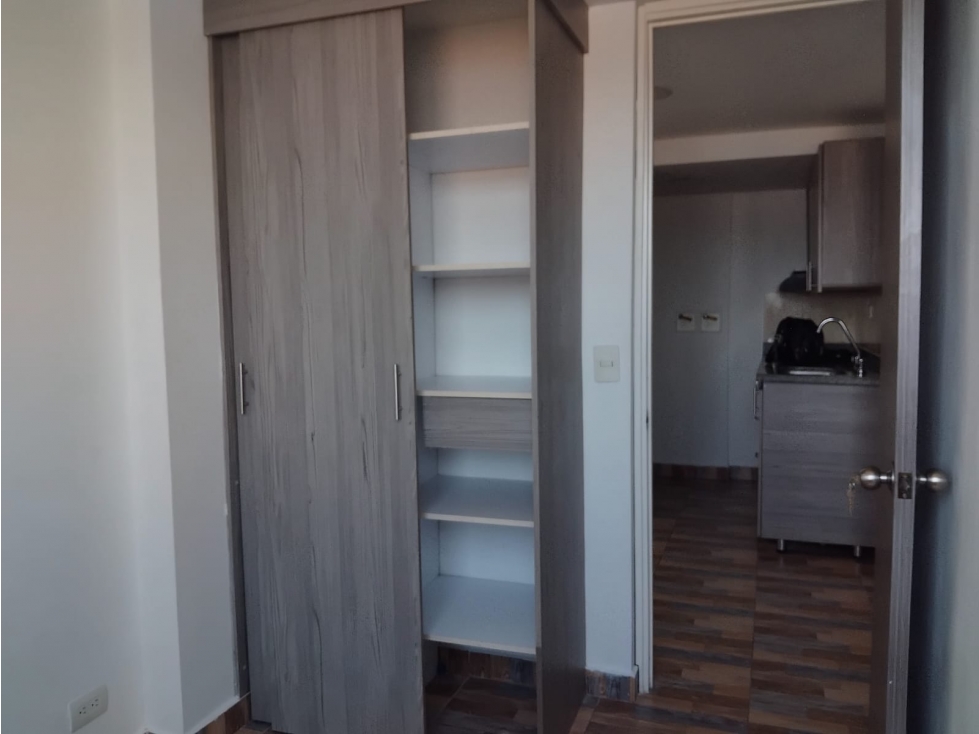 Se arrienda hermoso apartamento en robledo pajarito — foto 2