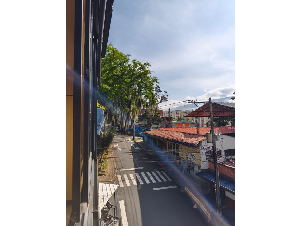 HERMOSO APARTAMENTO EN ARRIENDO PARQUE DE ROBLEDO — foto 2
