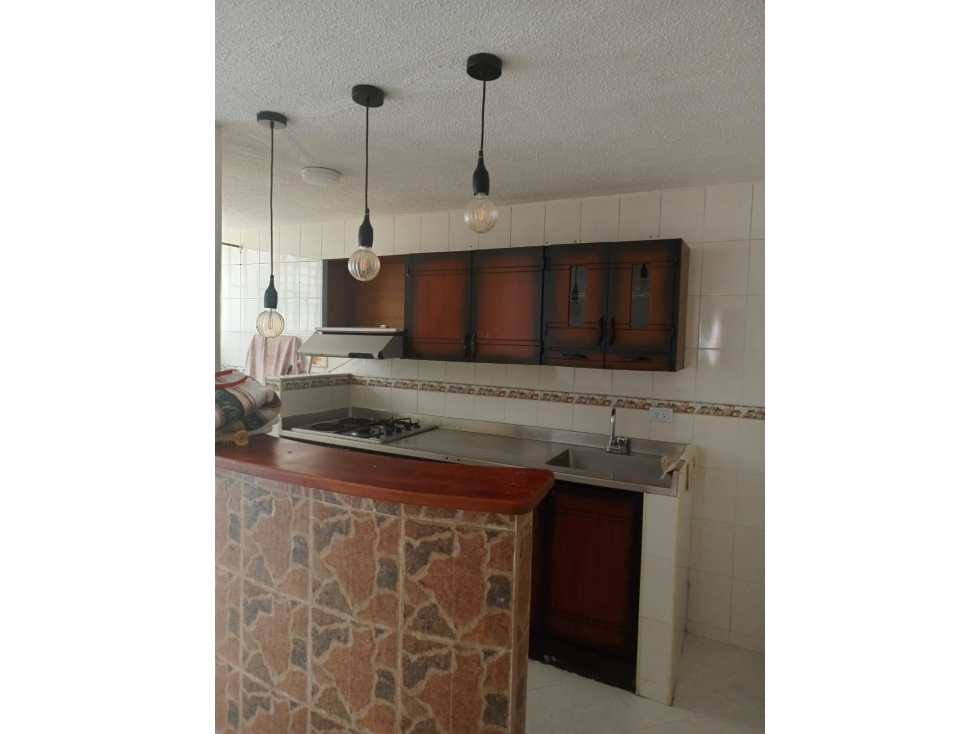 ARRIENDO AMPLIO APARTAMENTO EN ENVIGADO