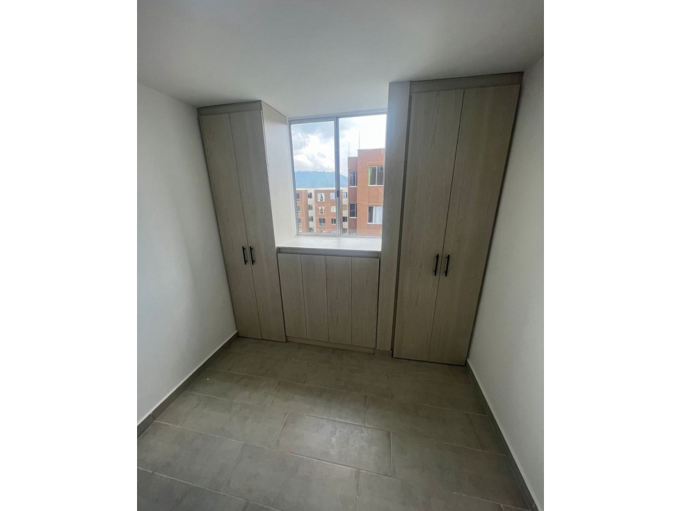 VENDO HERMOSO APARTAMENTO RECIÉN REMODELADO EN SAN ANTONIO DE PRADO — foto 5