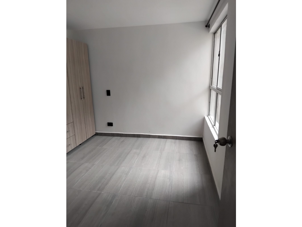 VENDO HERMOSO APTO CASI NUEVO CALASANZ PARTE ALTA — foto 6