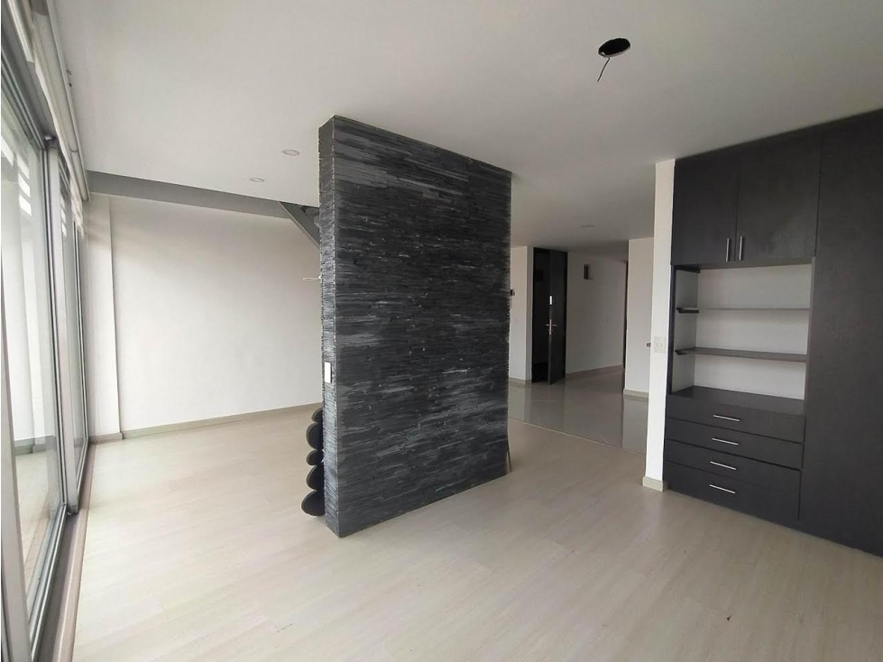 VENDO ESPECTACCULAR APARTAMENTO DUPLEX EN LAURELES — foto 3