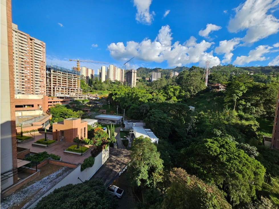 ¡SE VENDE APARTAMENTO EN SABANETA - ALTO DE LAS FLORES! — foto 2
