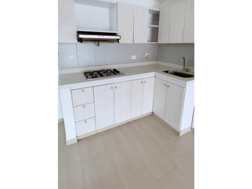 ARRIENDO ESPECTACULAR APARTAMENTO EN ITAGUI SANTA MARIA — foto 2