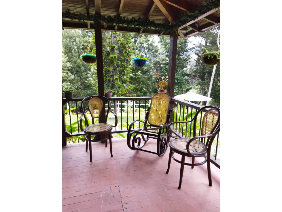 VENDO HERMOSA FINCA EN SANTA ELENA