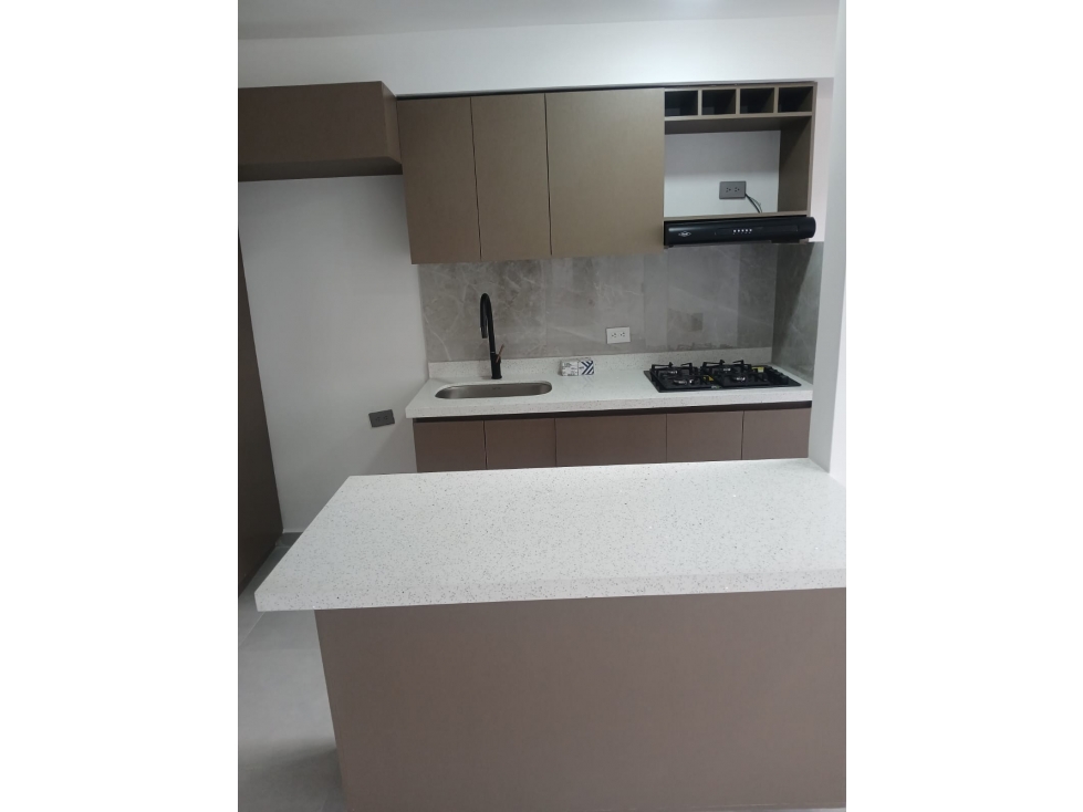 SE ARRIENDA ESPECTACULAR APARTAMENTO EN LA TABLAZA — foto 3