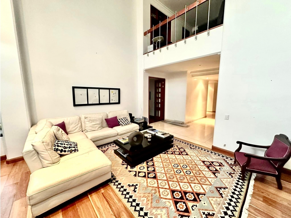 Amplio apartamento para arriendo en Bosques del Marqués