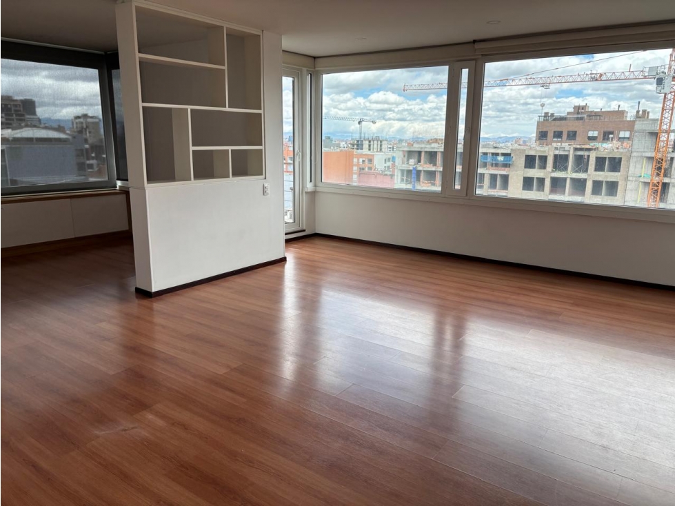Iluminado apartamento para Arriendo en Bella Suiza Alta — foto 3