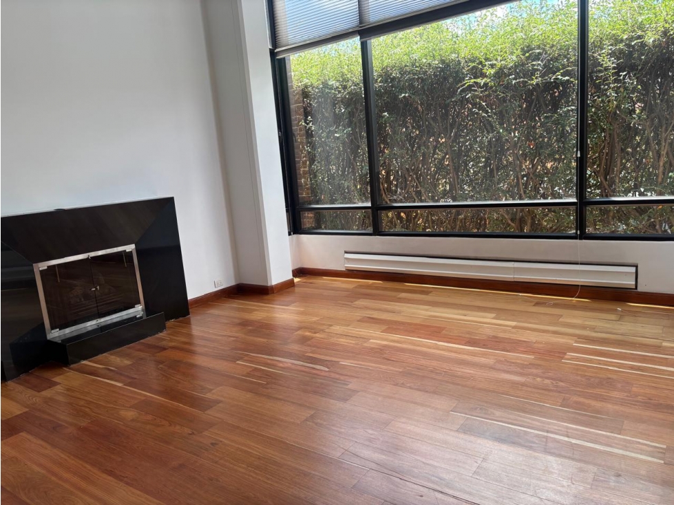 Amplio apartamento para arriendo en Bosques del Marqués