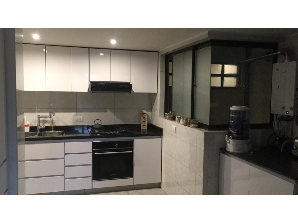 Apartamento amoblado para arriendo en Chico — foto 6