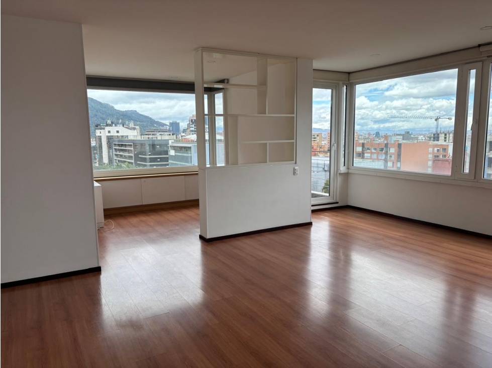 Iluminado apartamento para Arriendo en Bella Suiza Alta — foto 5