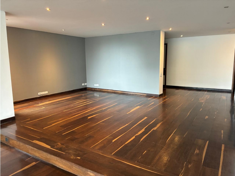 Amplio apartamento para arriendo en El Refugio — foto 4