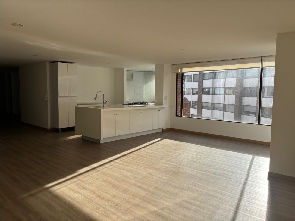 Apartamento remodelado para arriendo en Santa Bárbara — foto 6