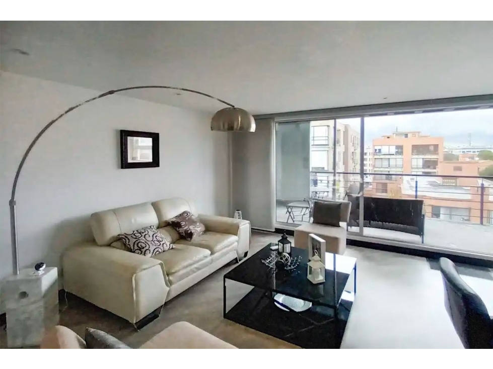 Penthouse con terraza para venta en San Patricio