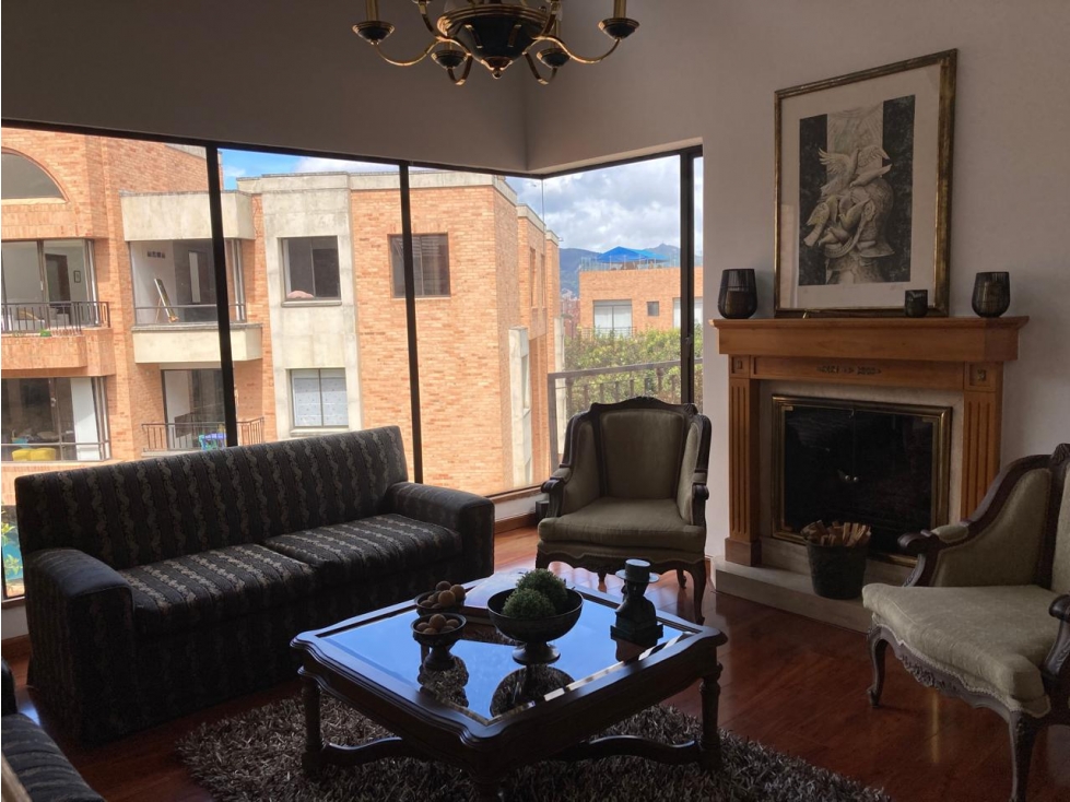 Amplia casa con terrazas para venta en Gratamira — foto 2