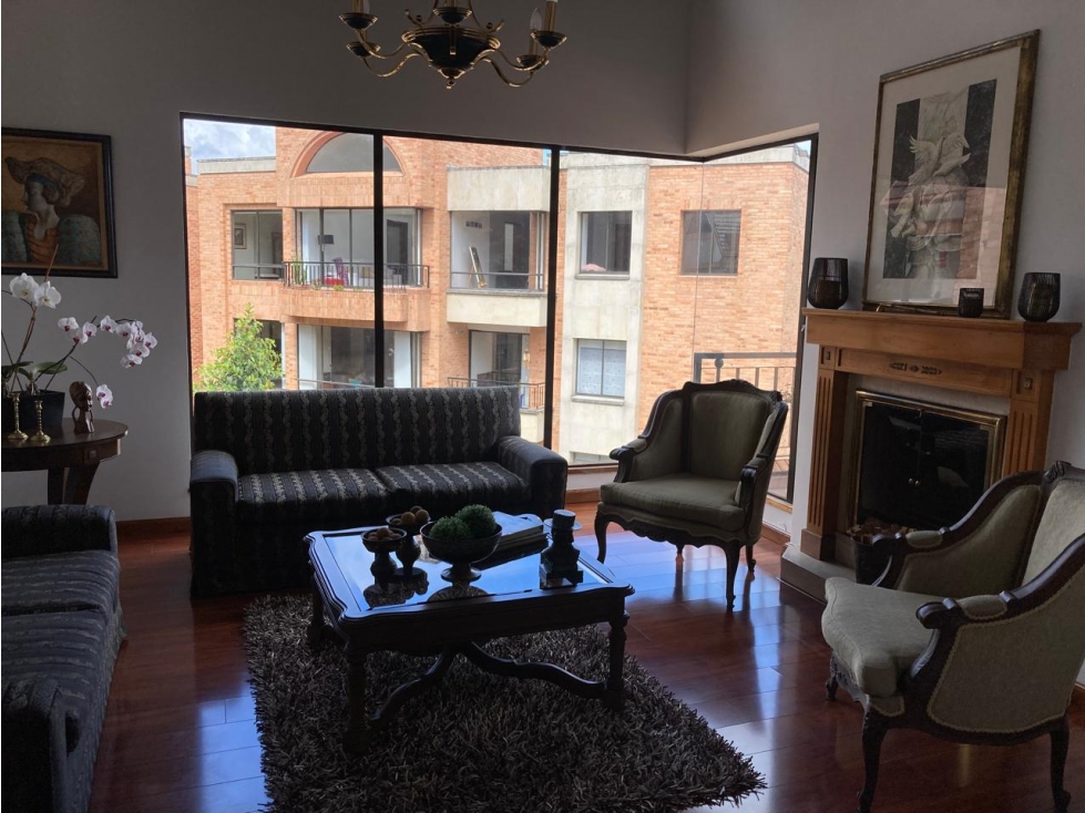 Amplia casa con terrazas para venta en Gratamira — foto 3