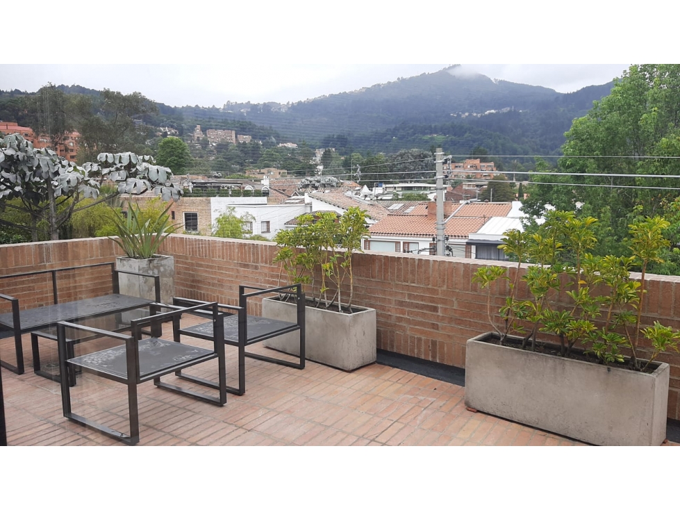 Apartamento dúplex con terrazas para arriendo en Santa Bárbara Alta — foto 5