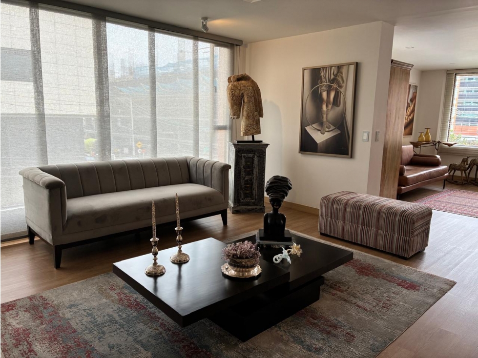 Apartamento remodelado para venta en Chicó