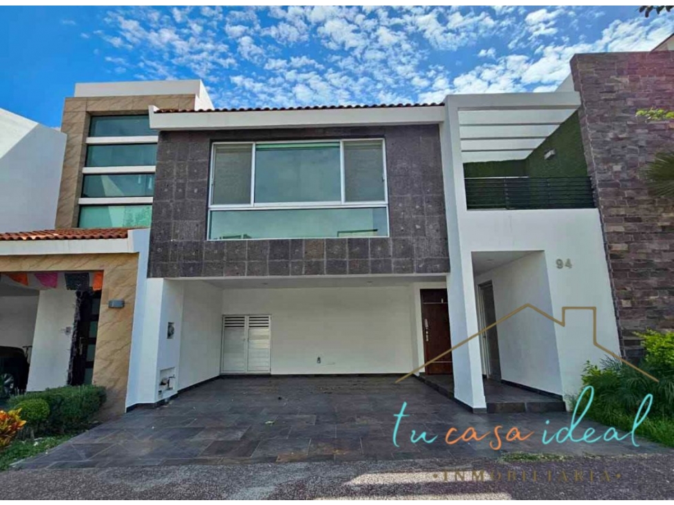 Casa En Renta En Parque Toscana Lomas De Angelópolis Frente A Sonara - 1