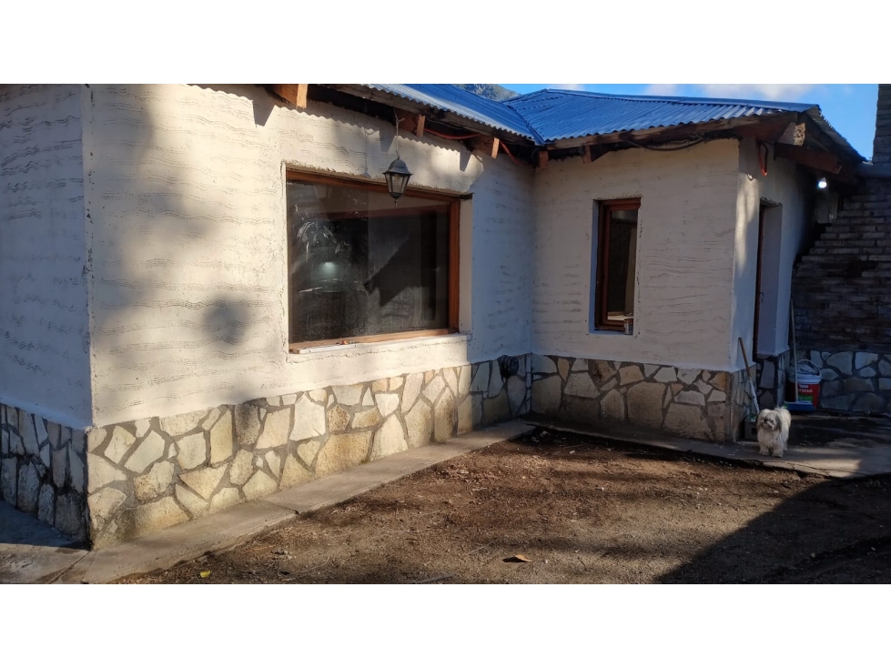 CASA - 5 AMBIENTES - EN EPUYÉN - CHUBUT - 5