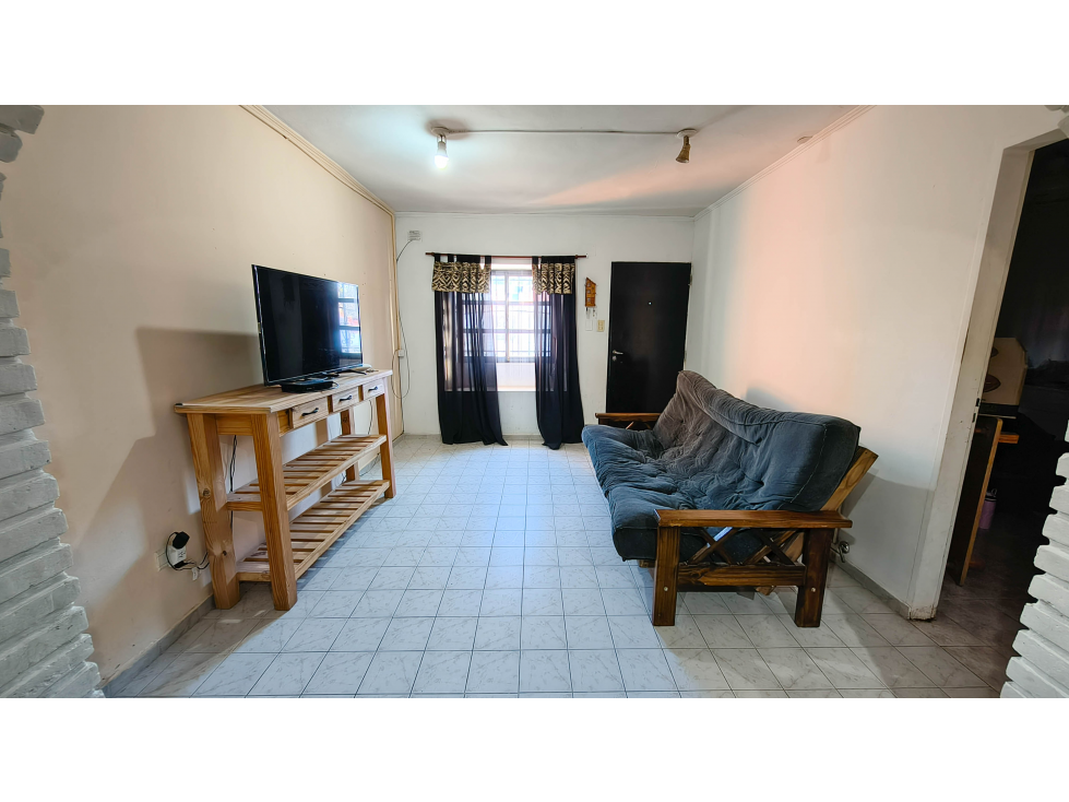 CASA 5 AMBIENTES + GARAGE/QUINCHO + PATIO - 51 VIVIENDAS - PTO MADRYN - 3