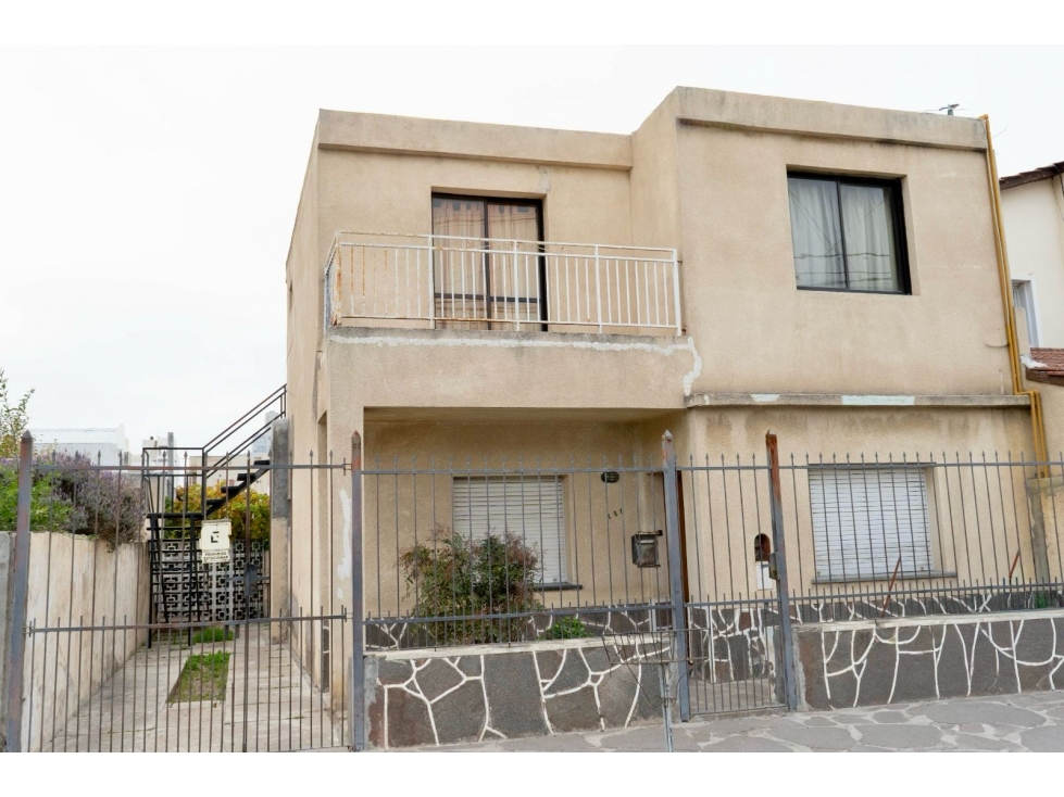 CASA + 5 DEPARTAMENTOS - MITRE 788 - ZONA CENTRO - MADRYN - 2