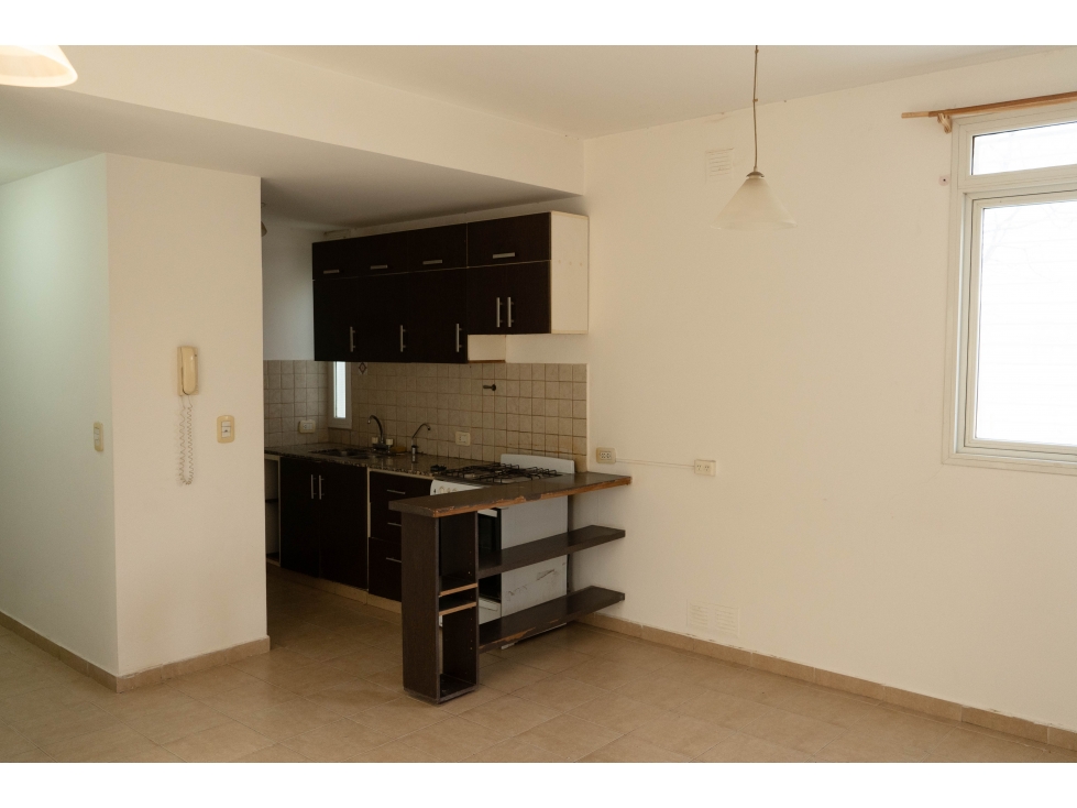 DEPARTAMENTO PB 3amb/ Cochera/ Patio - PUERTO MADRYN - 3