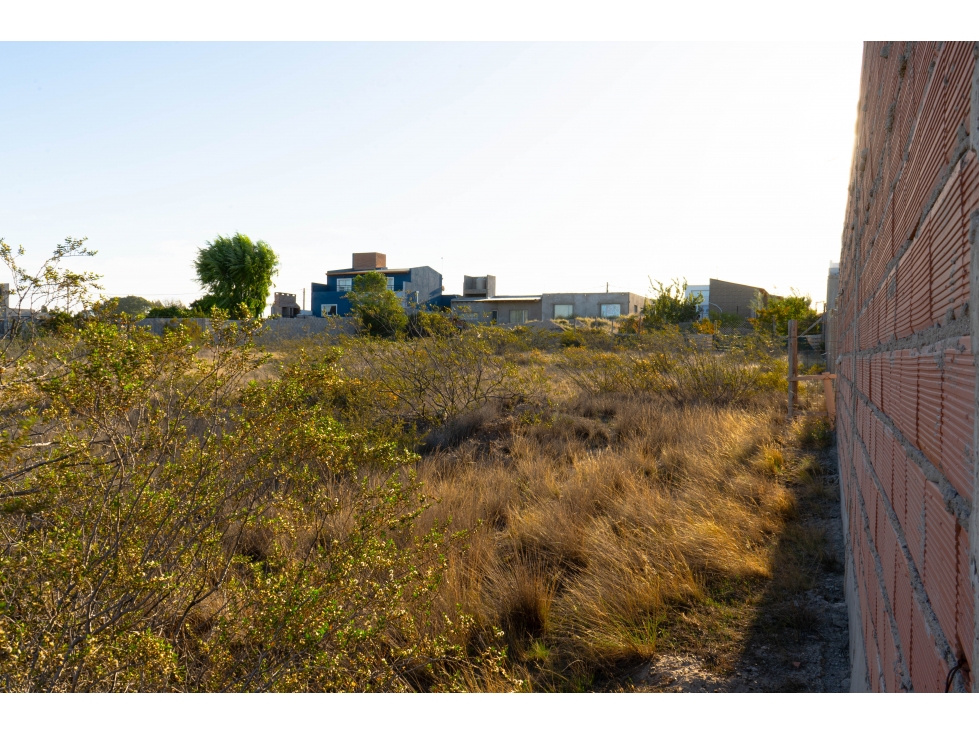 LOTE 11 - 600 M2 - LOS ROBLES - PUERTO MADRYN - 5