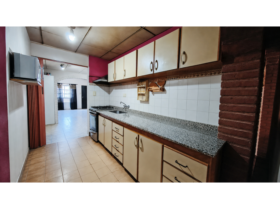 CASA 5 AMBIENTES + GARAGE/QUINCHO + PATIO - 51 VIVIENDAS - PTO MADRYN - 6